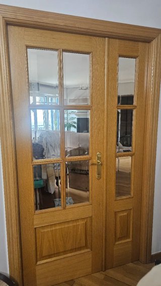 Lote Puertas Madera Roble con Manillas
