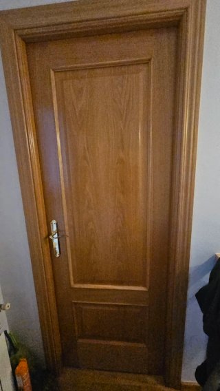 Lote Puertas Madera Roble con Manillas