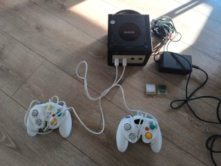 Consola Nintendo GameCube con 2 Mandos