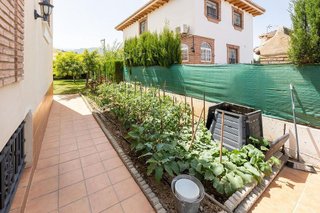 Chalet en venta en Huétor Vega