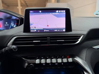 PEUGEOT 3008 ALLURE PACK 1.5 BLUEHDI 130CV
