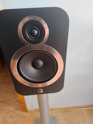 Q Acoustics 3030i