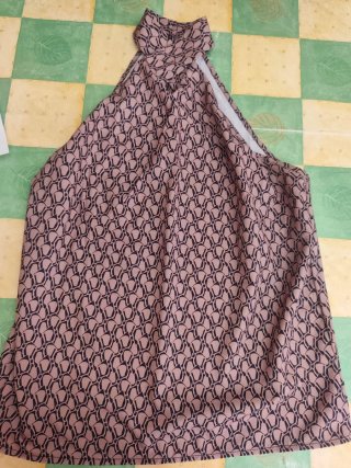 Blusa halter con estampado marrón