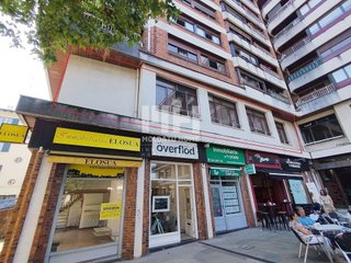 Local comercial en alquiler en Centro - Mendibil - Santiago en Irun