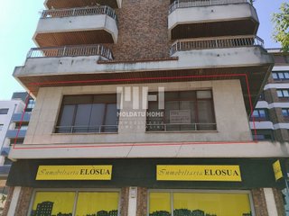 Local comercial en alquiler en Centro - Mendibil - Santiago en Irun