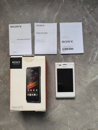 Sony Xperia E Bianco
