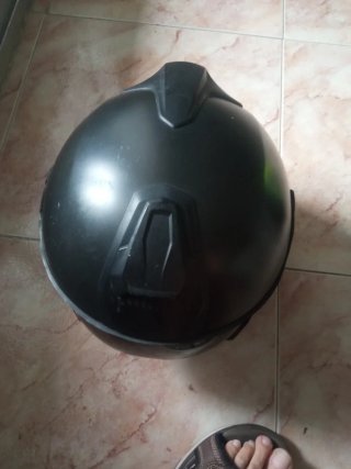Casco de moto negro