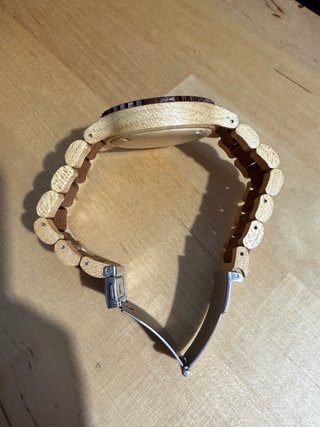 Orologio in legno BeWell
