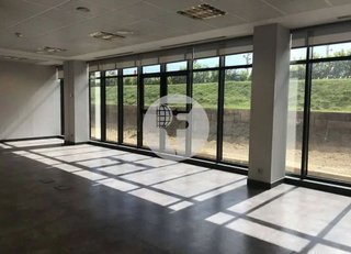 Oficina en alquiler en Zona Industrial en Prat de Llobregat, El