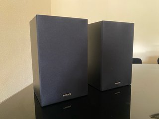 2 Altavoces Philips Negros