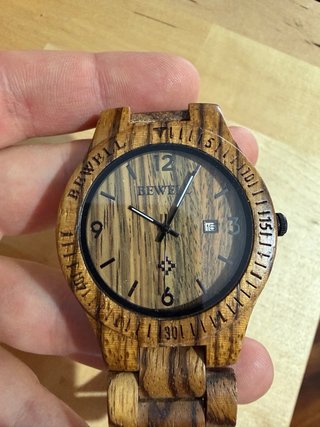 Orologio in legno BEWELL