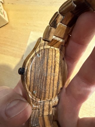 Orologio in legno BEWELL