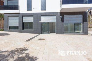 Local comercial en alquiler en Catalunya - Fontetes en Cerdanyola del Vallès