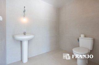 Local comercial en alquiler en Catalunya - Fontetes en Cerdanyola del Vallès