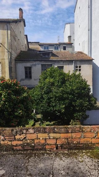 Chalet en venta en Casco Viejo en Ourense