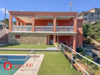 Chalet en venta en Madrigal en Villarreal