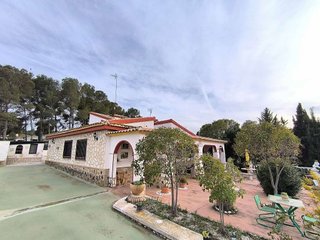 Chalet en venta en Yecla