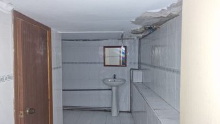 Local comercial en venta en Inmobiliaria - Barreda en Torrelavega