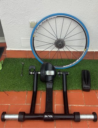 Rodillo Bkool Pro con Rueda y Cubierta