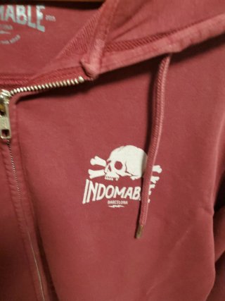 Sudadera con Cremallera Indomable