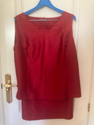 Traje de Fiesta Rojo intenso. Talla 54