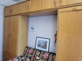 Mueble juvenil con armario y escritorio