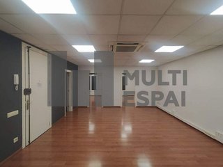 Oficina en alquiler en La Dreta de l'Eixample en Barcelona