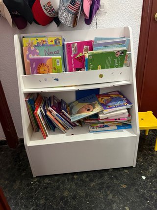 Armadio per libri per bambini