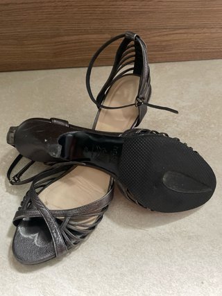 Sandalias Hoss Plateadas Talla 40 buen estado