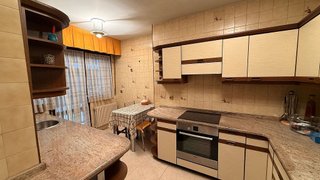Piso en venta en Ermitagaña - Mendebaldea en Pamplona