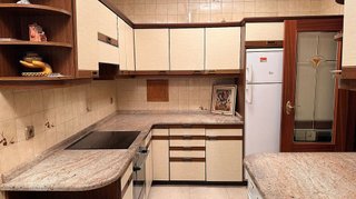 Piso en venta en Ermitagaña - Mendebaldea en Pamplona