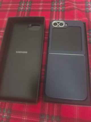 Samsung Galaxy Z Flip 6 256GB