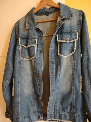 Chaqueta vaquera diseño lentejuelas