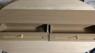 Recibidor Flotante de Madera