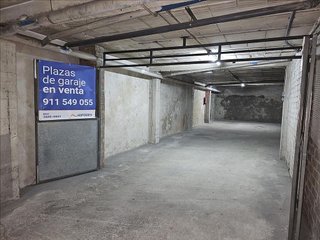 Garaje en venta en Eixample Nord – La Devesa en Girona