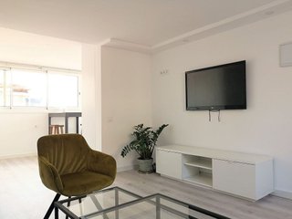Estudio en alquiler en Collblanc en Hospitalet de Llobregat, L´