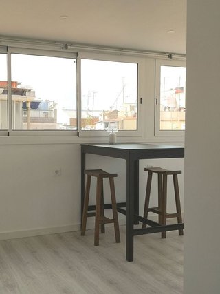 Estudio en alquiler en Collblanc en Hospitalet de Llobregat, L´