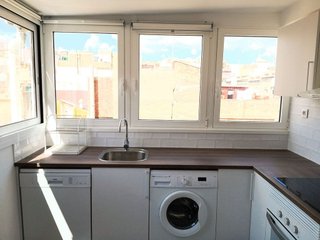 Estudio en alquiler en Collblanc en Hospitalet de Llobregat, L´