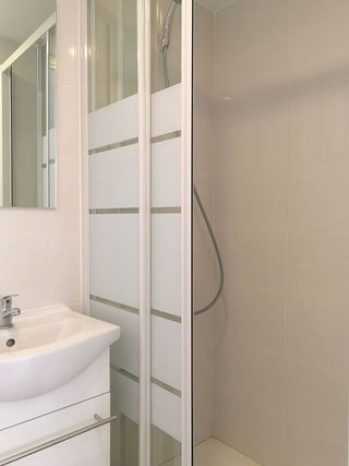 Estudio en alquiler en Collblanc en Hospitalet de Llobregat, L´