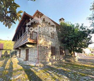 Chalet en venta en Universidad en Ourense