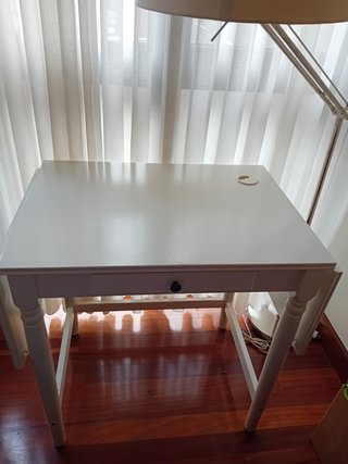 Mesa Extensible Blanca de Estudio o Cocina