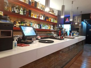 Local comercial en alquiler en Centro en Teruel