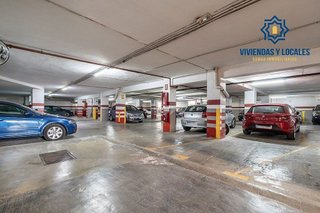 Garaje en venta en Camino de Ronda - Rosaleda en Granada