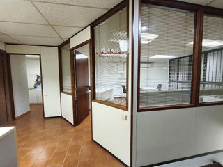 Oficina en alquiler en Les Corts en Barcelona