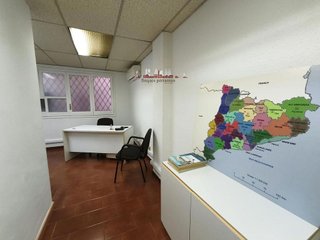 Oficina en alquiler en Les Corts en Barcelona