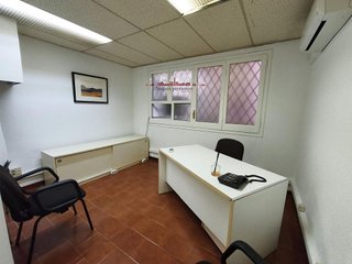 Oficina en alquiler en Les Corts en Barcelona
