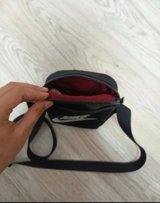 Riñonera Nike Negra