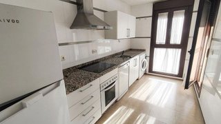 Piso en alquiler en Santa Rosa - Valdeolleros en Córdoba