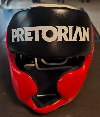 Casco Boxeo Pretorian Integral Rojo y Negro