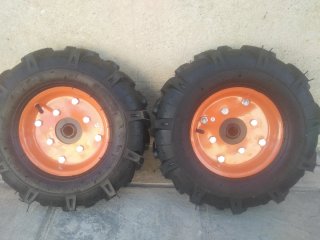 Ruedas Neumáticas para Motoazada Anova MC507